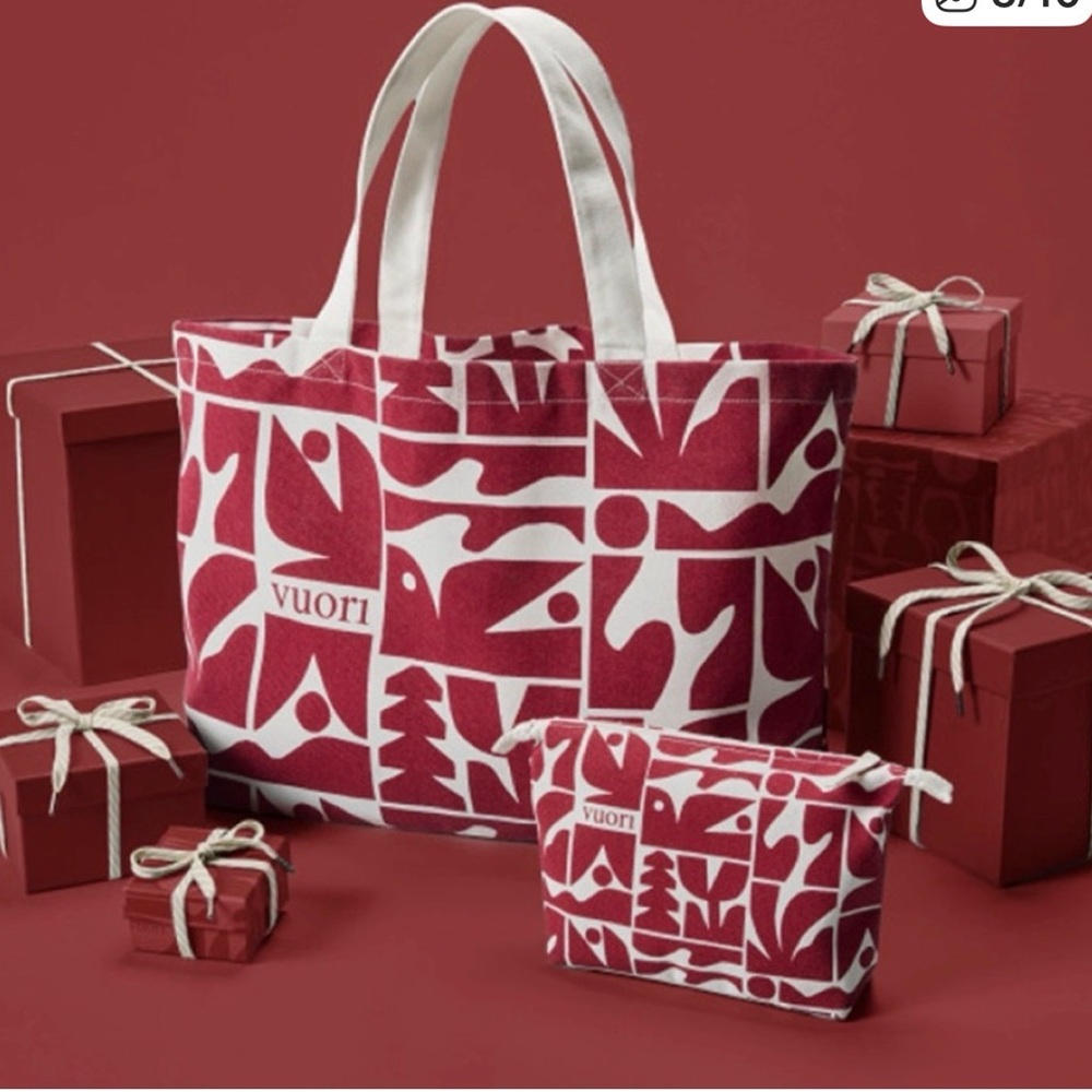 Vuori Red and White Limited Addition Bag Set